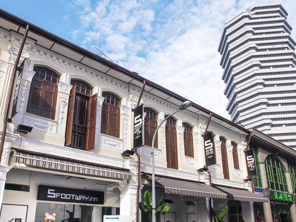 Hostel 5footway.inn Project Bugis *